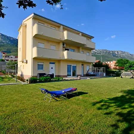 公寓 In Kastel Sucurac With Sea View, Balcony, Air Conditioning, Wifi 570-3 *
