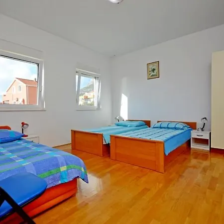 公寓 In Kastel Sucurac With Sea View, Balcony, Air Conditioning, Wifi 570-3