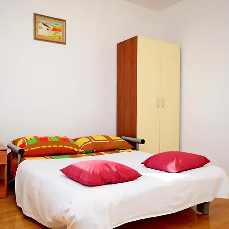 In Kastel Sucurac With Sea View, Balcony, Air Conditioning, Wifi 570-3 Kaštela
